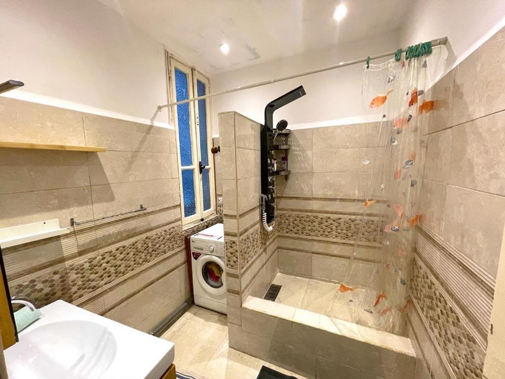 Appartement Dans Immeuble Haussmanien Algiers Eksteriør billede