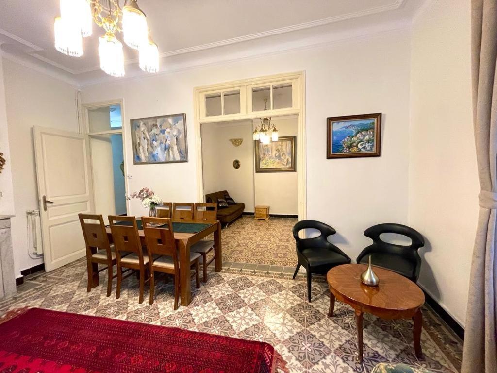 Appartement Dans Immeuble Haussmanien Algiers Eksteriør billede