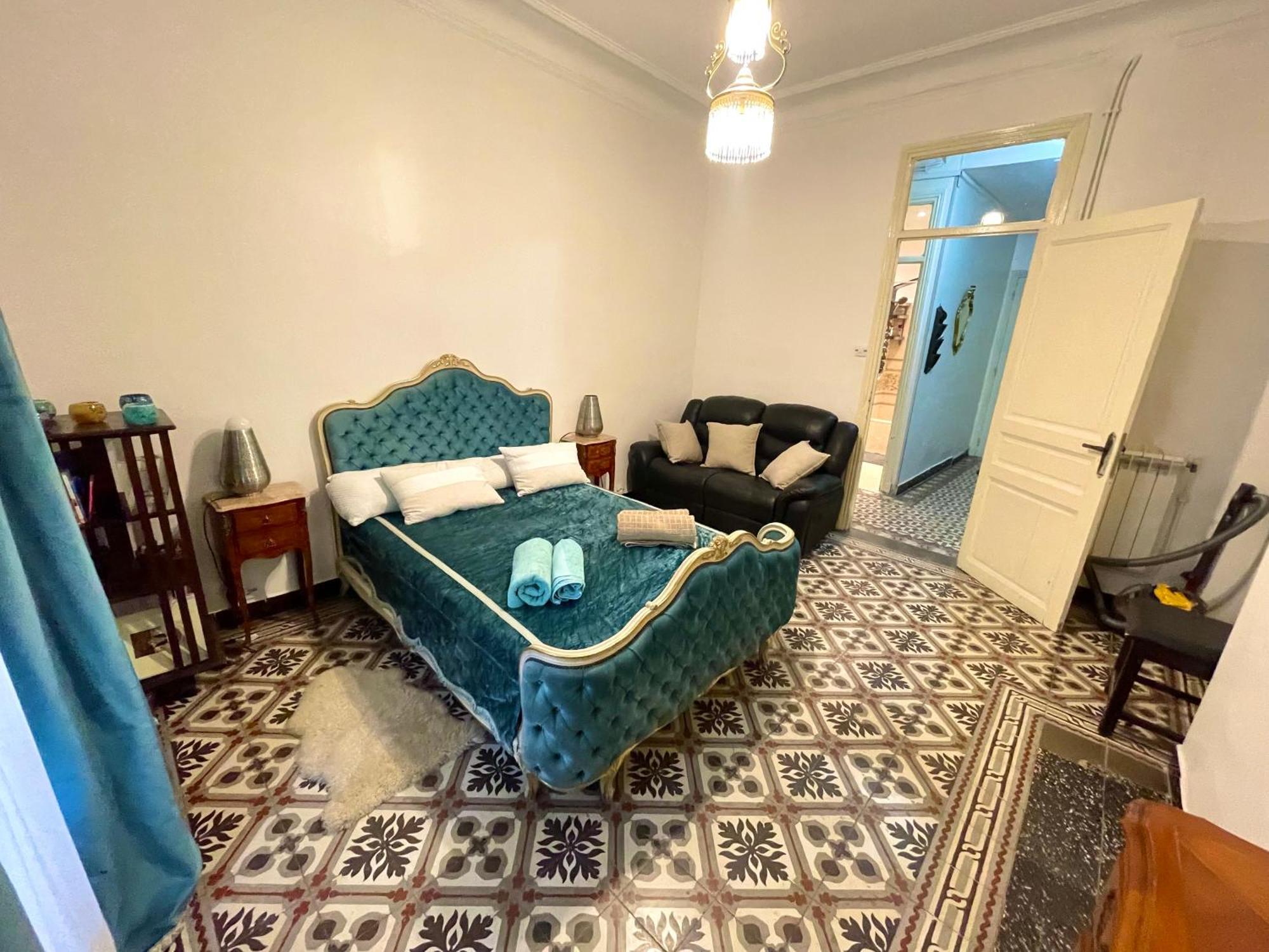 Appartement Dans Immeuble Haussmanien Algiers Eksteriør billede