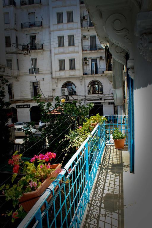 Appartement Dans Immeuble Haussmanien Algiers Eksteriør billede